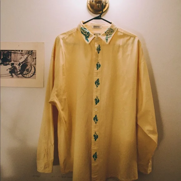 Printed Yellow Buttonup - Picture 1 of 4